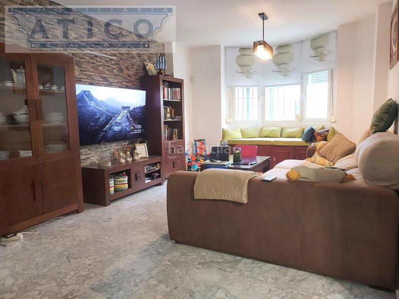 Foto 1317f9c1-2b45-4cac-9969-894ec37fe9a3. Casa con parcheggio in Zona Universitaria Bormujos