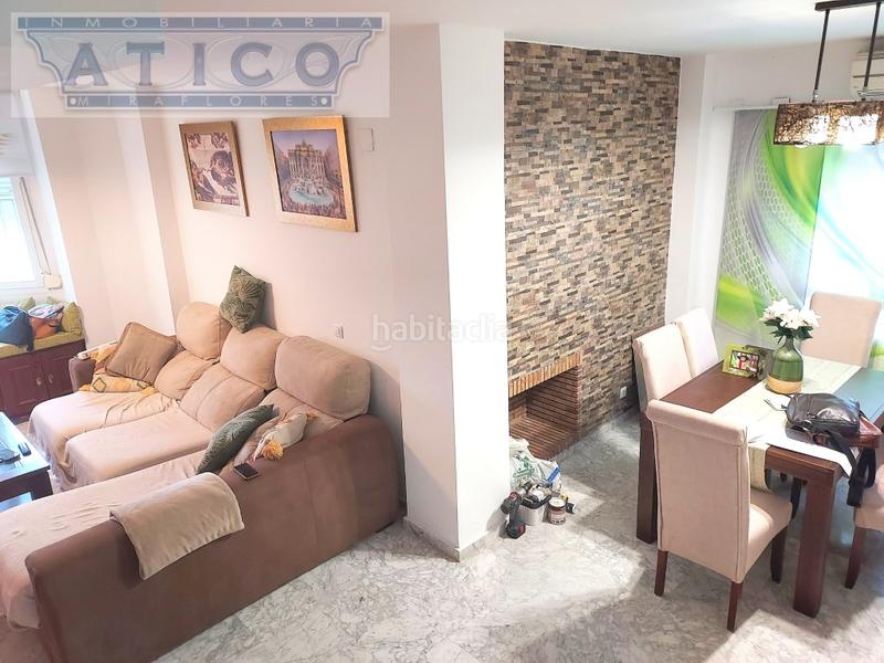 Foto c663d1db-dcab-4cb0-973e-c7c3d546e918. Casa con parcheggio in Zona Universitaria Bormujos