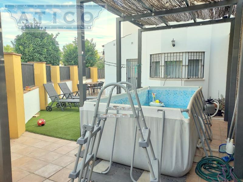 Foto c89f7ffb-e20e-47c6-aef2-7e2630529ce4. Casa con parcheggio in Zona Universitaria Bormujos