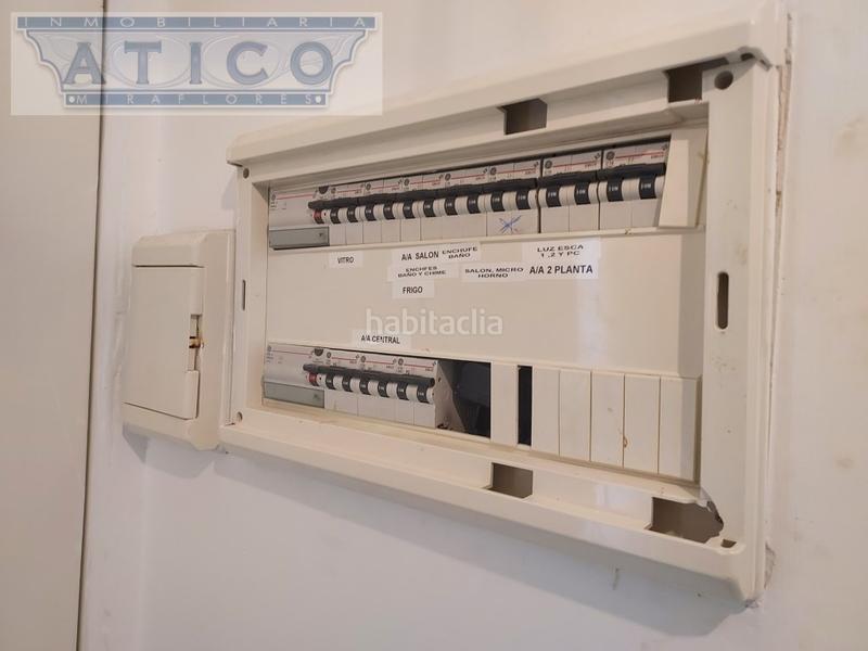 Foto e3b6fe88-dc5c-438d-8150-28bd9c4091c3. Casa con parcheggio in Zona Universitaria Bormujos