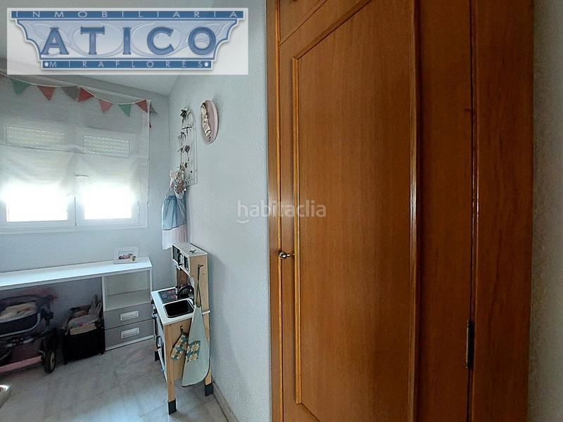 Foto f15e9a3f-4106-400f-aab3-529b3b940afa. Flat with parking in San Carlos - San José Sevilla