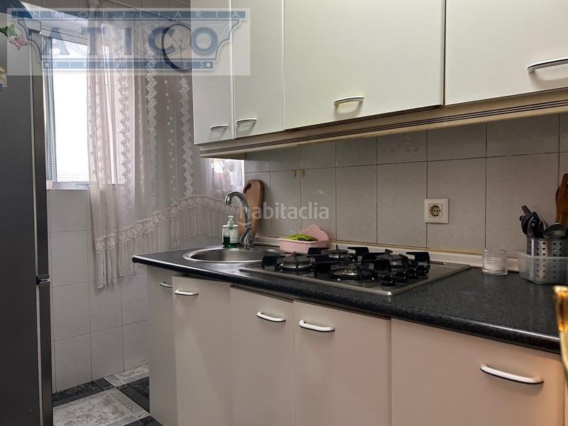 Foto f77c38d8-1f8b-4737-9249-0f3bd2e43967. Etagenwohnung in Cruz Roja Sevilla