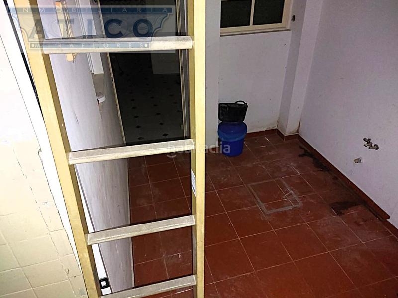 Foto 11c0211f-e76a-4890-a5a0-aefd90c2d6bc. Casa adosada nervióngran plazamarqués de pickman en Sevilla