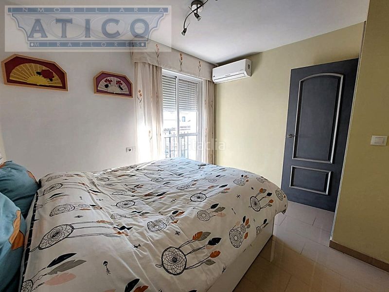 Foto 2ca9015a-c3f3-45ef-a89b-f0e8c23330fb. Casa amb aparcament a Cruz Roja Sevilla