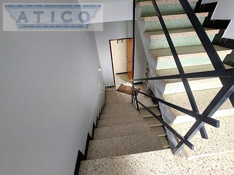 Foto 8f095be7-4aed-46a1-ab44-6fd9d2246f0c. Casa amb aparcament a Cruz Roja Sevilla