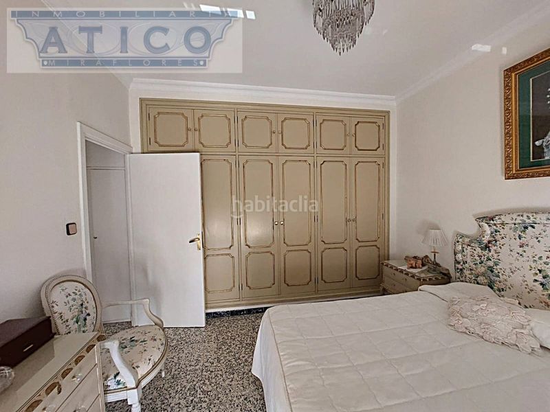 Foto 9f2fb144-1897-41ca-a6ad-a84b8c920467. Casa amb aparcament a Cruz Roja Sevilla