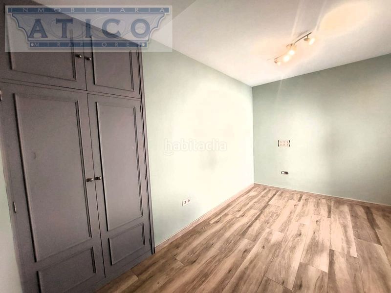 Foto ac1d798d-dd23-4c1a-9020-fc718ad64429. Casa amb aparcament a Cruz Roja Sevilla