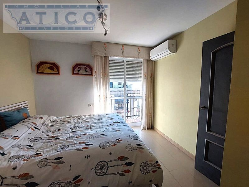 Foto baae5787-4f76-445b-9b86-06b5915ce55a. Casa amb aparcament a Cruz Roja Sevilla