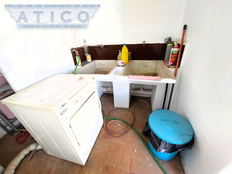 Foto bba37b91-51a4-477a-a266-a5a76e316d59. Casa amb aparcament a Cruz Roja Sevilla