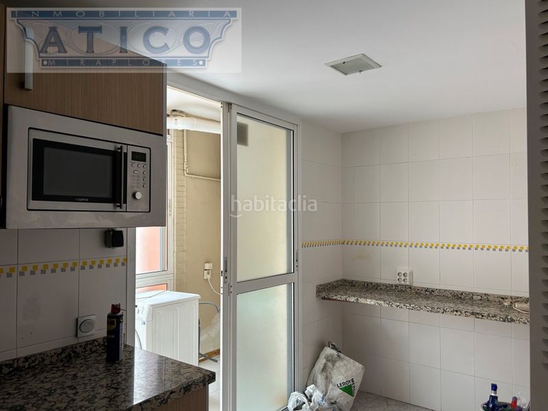 Foto 161dab6e-b3bd-4ad0-8a9d-f1cd73a9ca3a. Pis amb aparcament a colores - entreparques Sevilla