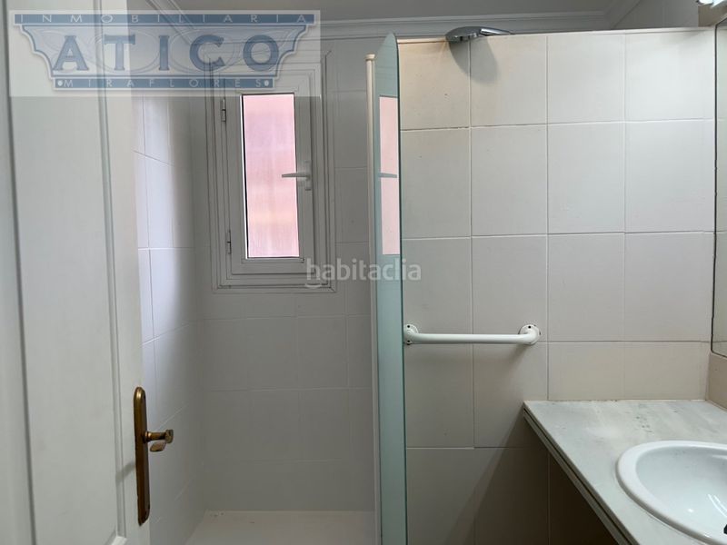 Foto d53cd1de-17ed-4c65-92fb-68528ea46843. Pis amb aparcament a colores - entreparques Sevilla