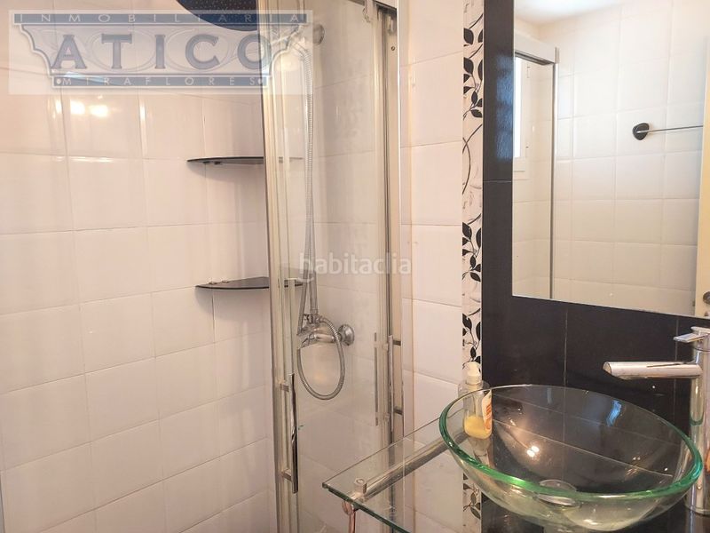 Foto a221a474-4e14-43a1-8279-409704770fcf. Pis amb aparcament piscina a La Buhaira Sevilla