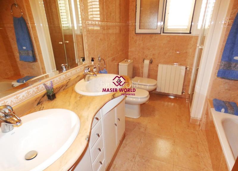 Foto 1794166b-eab8-4400-a19a-e40bd7ec7784. Chalet with heating parking in Playa Sol Mazarrón