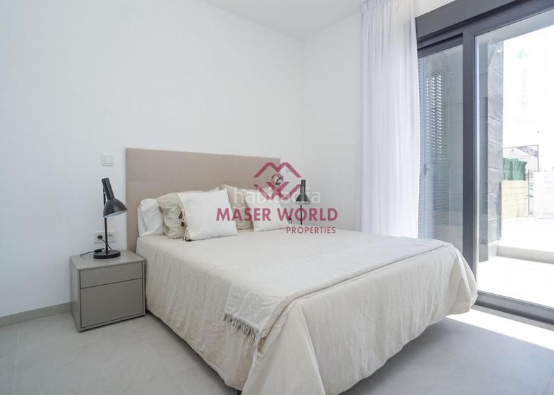 Foto 39585f34-ff9d-4a04-83de-8588036ed383. Apartament amb aparcament piscina a Torreblanca Torrevieja