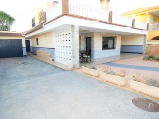 Chalet in Bahia. Chalet en venta en zona playa de bahia en puerto de mazarron