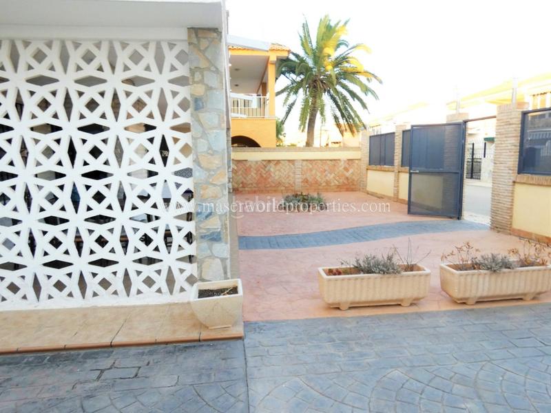 Foto 81bef294-ad32-460e-86e7-508c96594949. Chalet avec parking dans Bahia Mazarrón