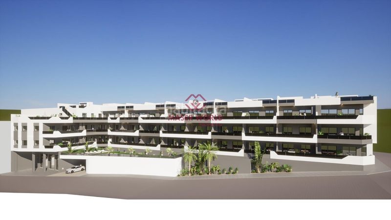 Foto ee2445d4-eb7e-463f-a297-996cfb72128b. Planta baixa amb aparcament piscina a Benijófar