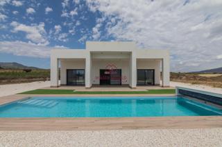 Chalet à Pinoso. Villas de obra nueva en pinoso