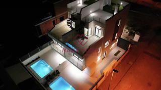 Maison jumelée à Los Secanos. Chalets adosados de obra nueva en guardamar del segura