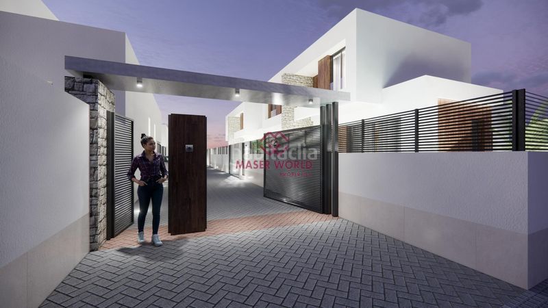 Foto f7b923a6-468d-453e-aa0f-bca623a1da67. Casa aparellada amb aparcament piscina a Dolores