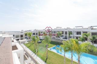 Haus in Los Balcones-Los Altos. Promoción de obra nueva de bungalows en los balcones, torrevieja
