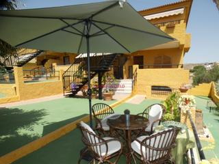 Rent Apartment in El Alamillo. Se alquila apartamento en el alamillo
