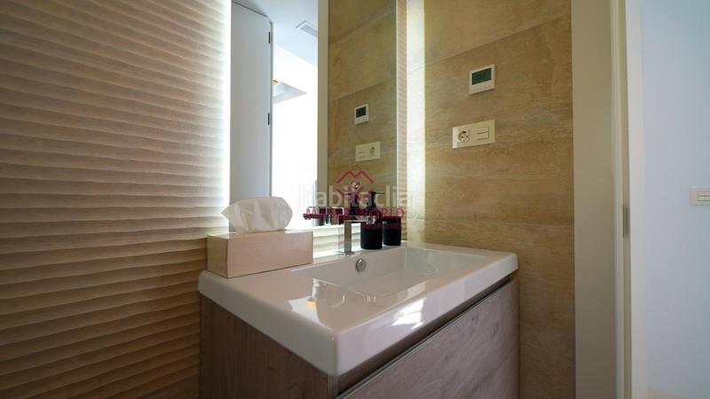 Foto 2280a3e9-84d6-46d8-86a7-97d0a7651e2c. Chalet avec parking piscine dans La Florida Orihuela