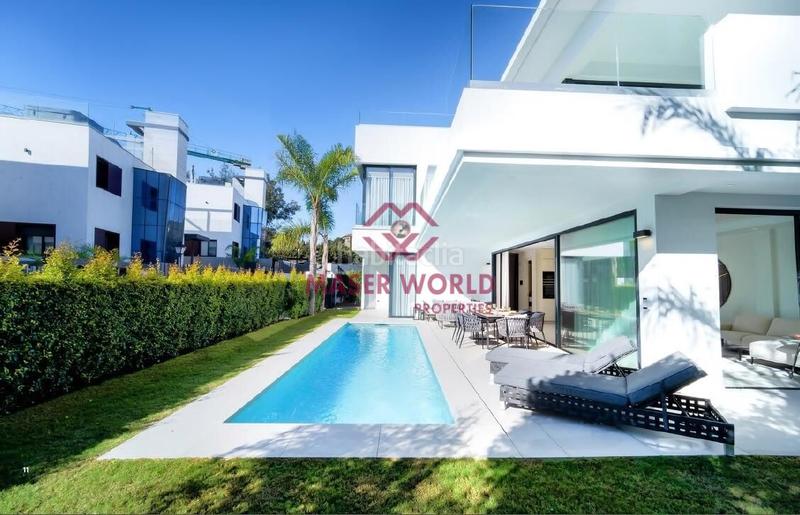 Foto eb285132-6886-47d7-93e8-afe489194508. Chalet lujosa villa moderna en venta milla de oro a pasos de la playa en Marbella