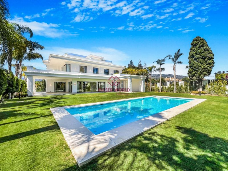 Foto 10fc37bc-f8b0-455b-8412-72853e128876. Xalet amb calefacció aparcament piscina a lomas de Marbella club Marbella