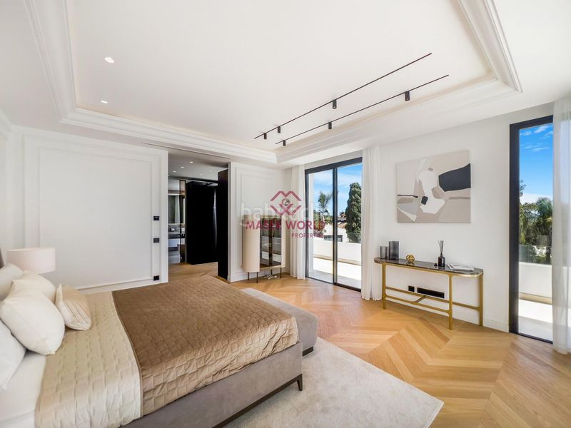 Foto f31a47ad-b351-47dd-8678-da97236d8676. Xalet amb calefacció aparcament piscina a lomas de Marbella club Marbella