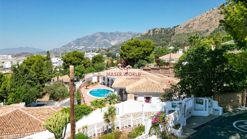 Foto 31b08206-8738-429b-b6f0-af40dd36d80a. Chalet con parcheggio piscina in La Capellanía - El Higuerón Benalmádena