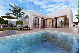 Chalet en Roldán. Villas independientes de nueva construcción con piscina privada