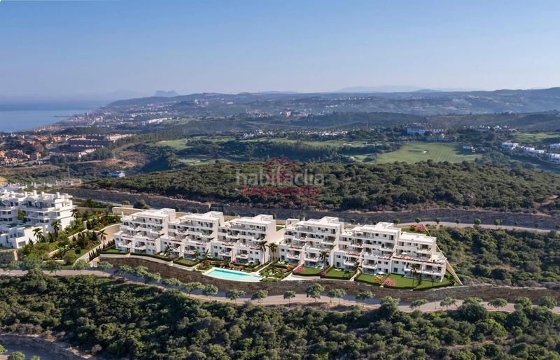 Foto 18ea1e19-15be-4fff-8c6a-4990fdb14217. Attico con parcheggio piscina in Casares golf - Casares del sol Casares