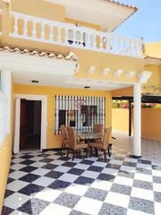 Chalet à Playa Grande-Castellar. Chalet en venta en playa grande