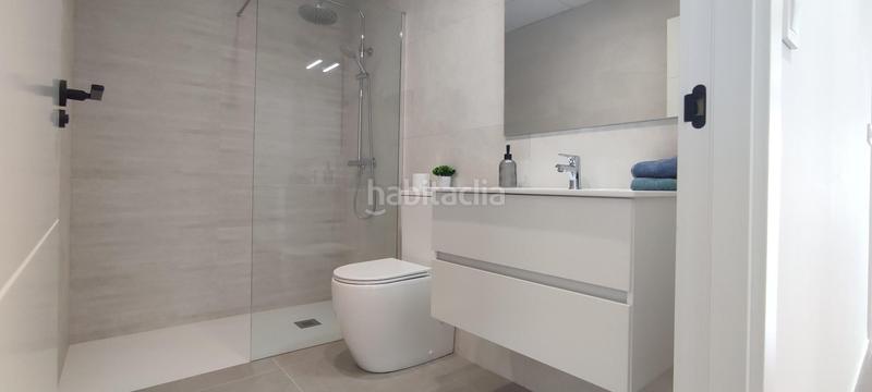 Foto b4bb48b2-3e06-416d-8917-90caeec80da2. Maison jumelée avec parking piscine dans Balsicas Torre - Pacheco