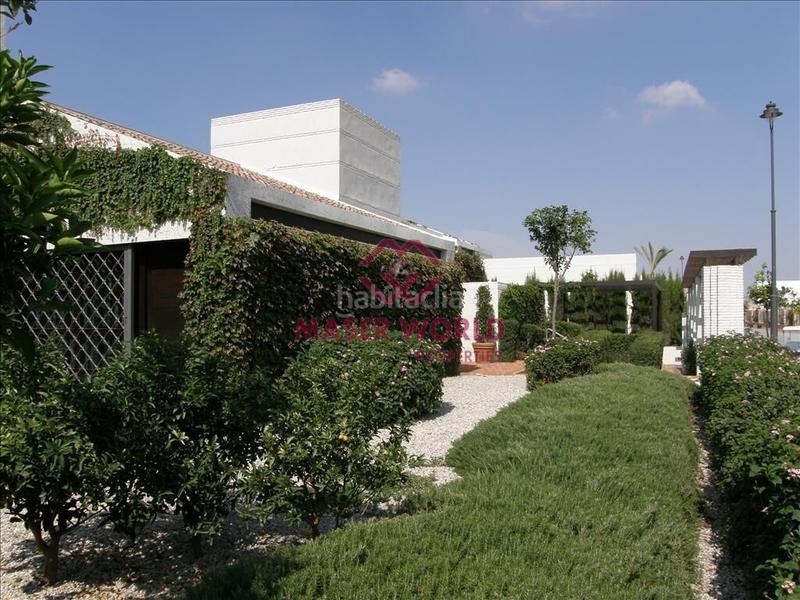 Foto 489472ad-ad8c-49aa-8e0e-5f2b4cdba2cc. Chalet elegantes villas independientes con piscina privada en peraleja golf resort costa cálida en Murcia