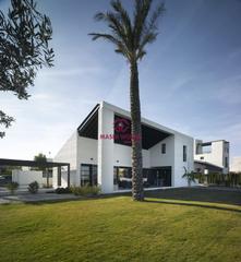 Xalet a Jerónimo y Avileses. Elegantes villas independientes con piscina privada en peraleja