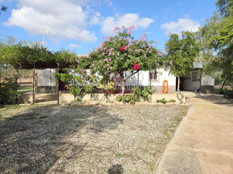 Foto 495ea269-1c91-4c64-b1a3-d1ccea83f227. Haus mit parking in Morata Lorca