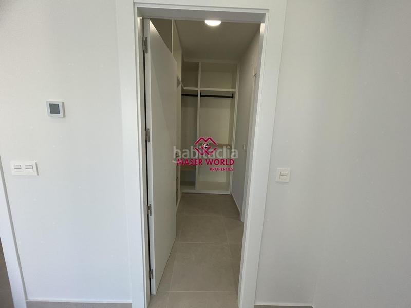 Foto 2521c52c-f424-4921-8f25-2ed9afbe4530. Xalet amb aparcament piscina a Almoradí