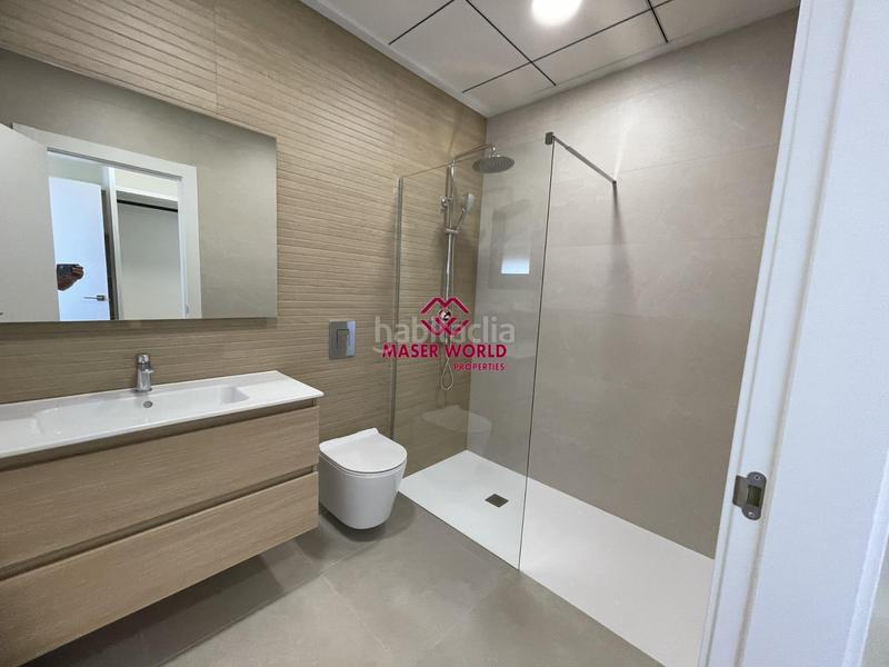 Foto 5e0fbf1a-7f5f-4928-a256-b2f35e82f780. Xalet amb aparcament piscina a Almoradí