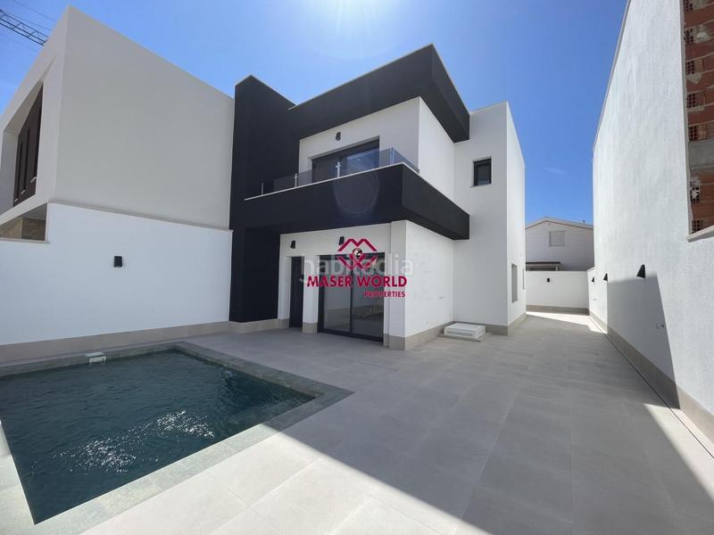 Foto 79d9ff7c-5065-40b9-9f25-dc7bebd62780. Xalet amb aparcament piscina a Almoradí