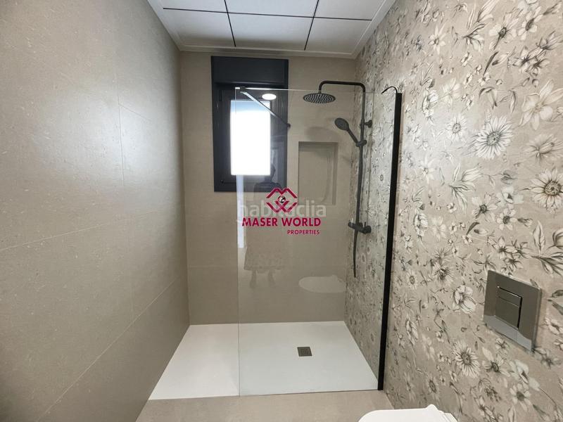 Foto 8e4c4838-98df-4931-b32c-b01bbfeb86a9. Xalet amb aparcament piscina a Almoradí