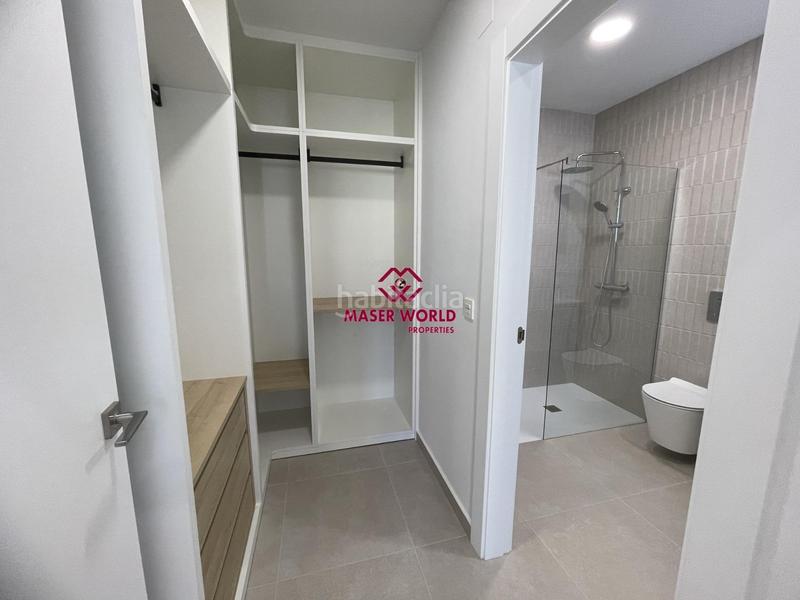 Foto b10a6e69-9c86-44b0-b8e3-5febdab76480. Xalet amb aparcament piscina a Almoradí