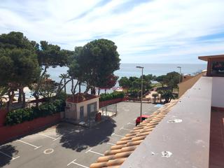 Tríplex a Los Puertos. Centrico triplex con vistas al mar en isla plana