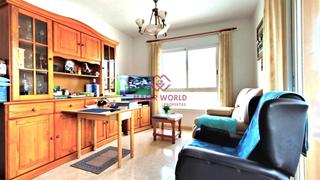 Apartment in Bahia. Centrico apartamento a la venta en puerto de mazarron