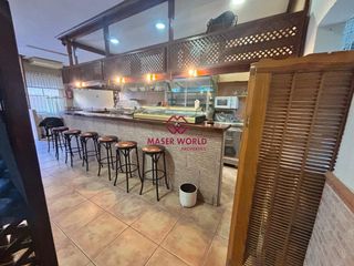 Local Comercial en Santiago de La Ribera. Oportunidad de inversión local comercial tipo bar en venta en sa