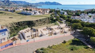 Casa aparellada a Calle de Punta Prima
