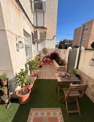 Appartement in Santiago de La Ribera. Planta baja en venta en zona residencial tranquila de santiago d