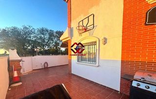 Chalet à Santiago de La Ribera. Exclusiva villa independiente en santiago de la ribera estilo de