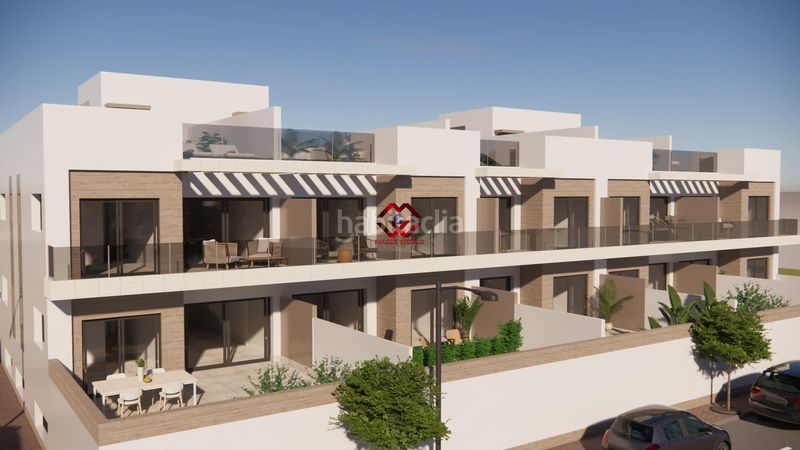 Foto 50a59a59-f0c7-45c3-9d10-067fe215c451. Casa amb aparcament a Rojales